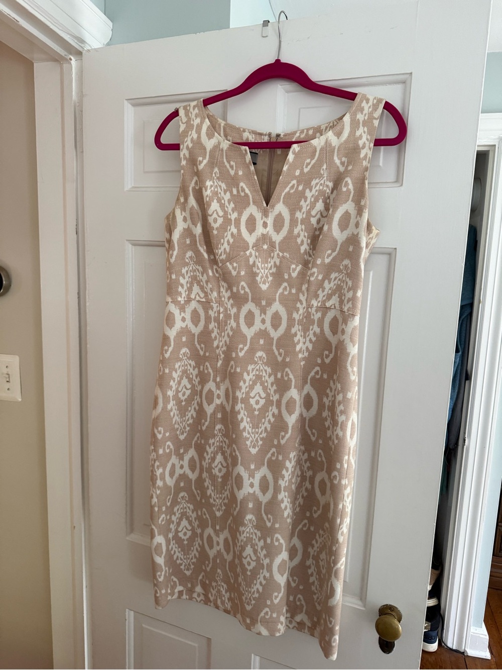 Anne Klein Beige and White Ikat-Pattern Midi Sheath Dress